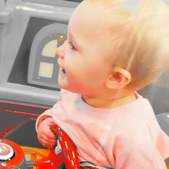 Meet your Posher, Felicia - Picture 1 of 1